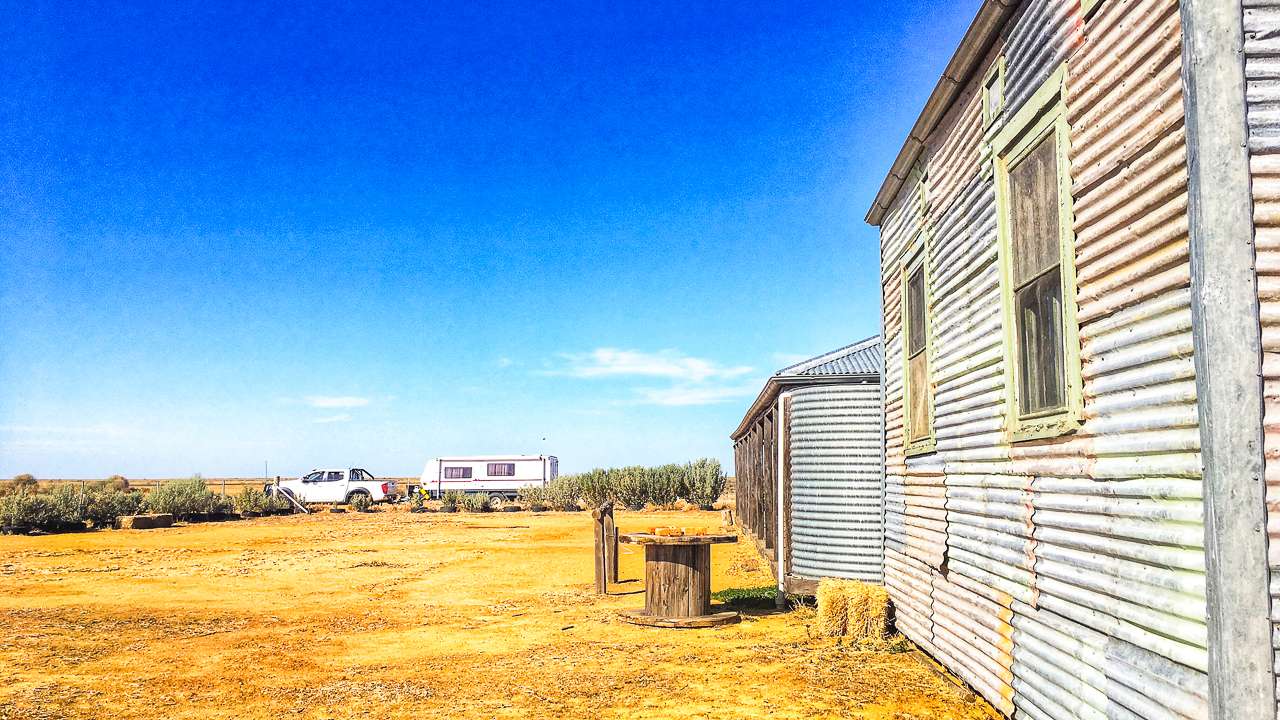 One Tree Hotel On The Cobb Higway Long Paddock