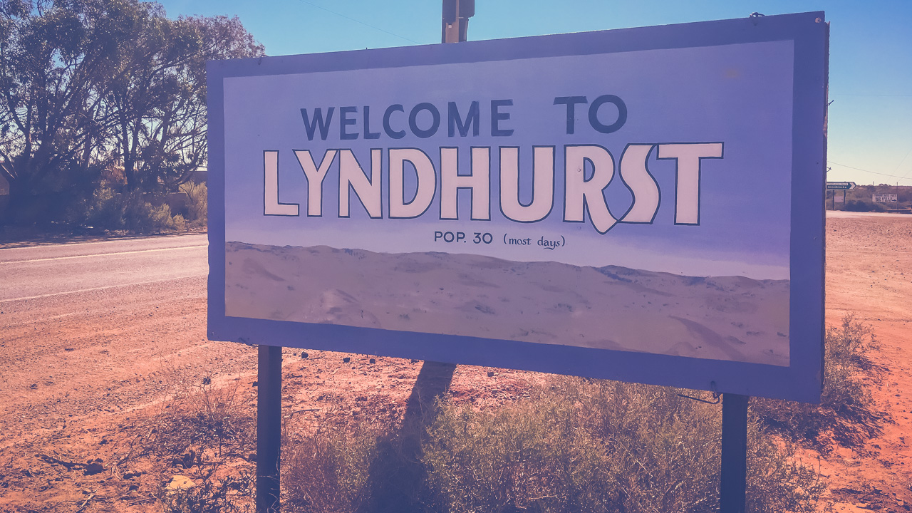 Welcome To Lyndhurst Sign