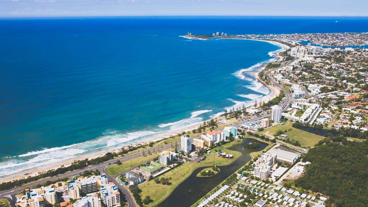 Alex Beach Cabins & Tourist Park