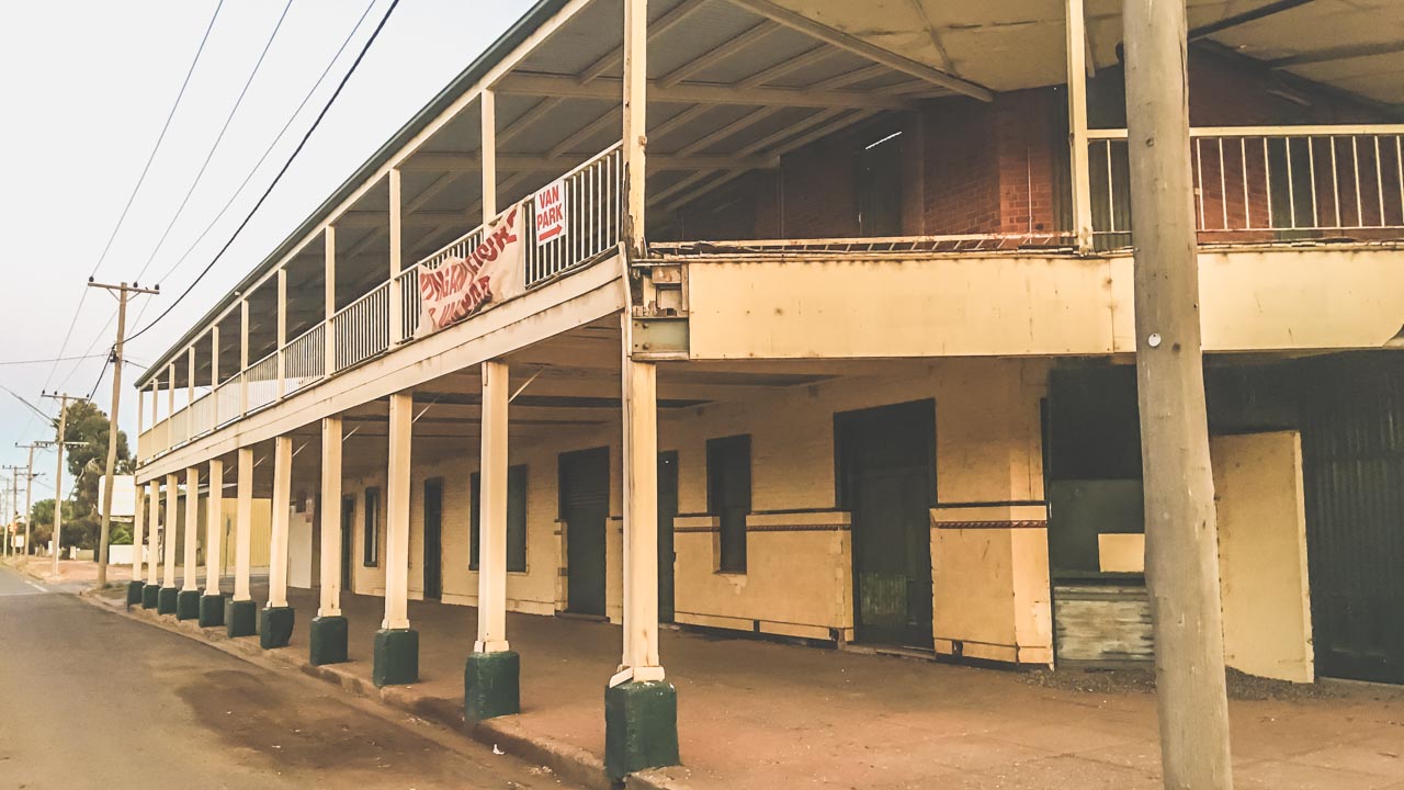 Abandoned Pub In Nyngan NSW