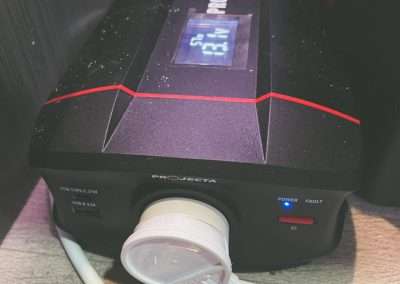 12v 500w Pro Wave Pure Sine Wave Inverter In Use