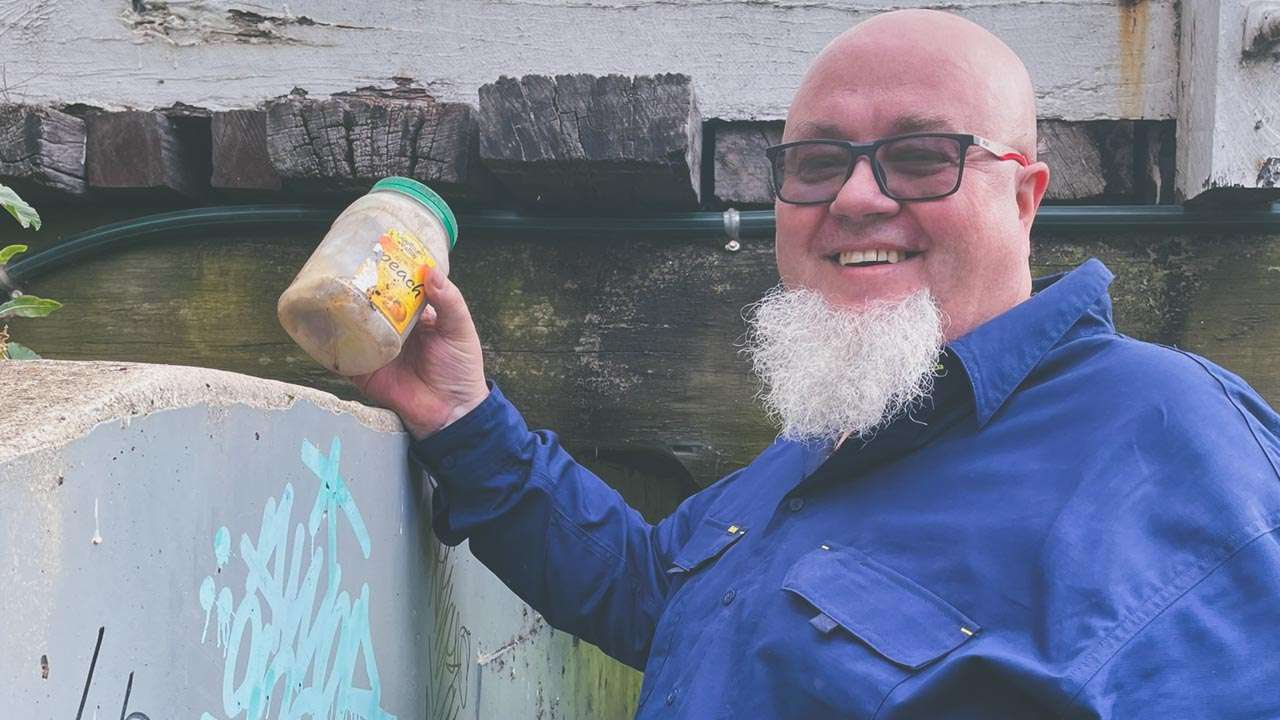 Geocaching At The Dirty Bird