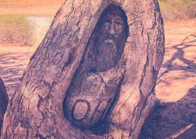 Dig Tree Carving