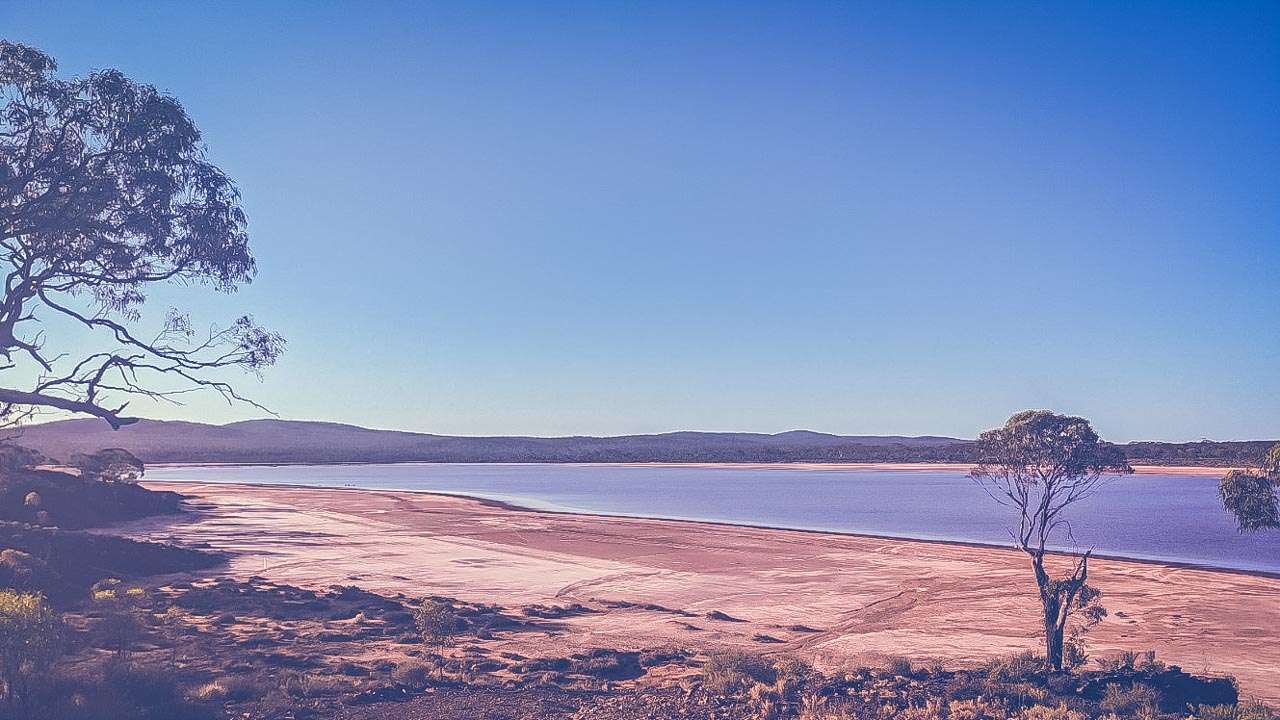 Dundas Lake West Side Dundas WA