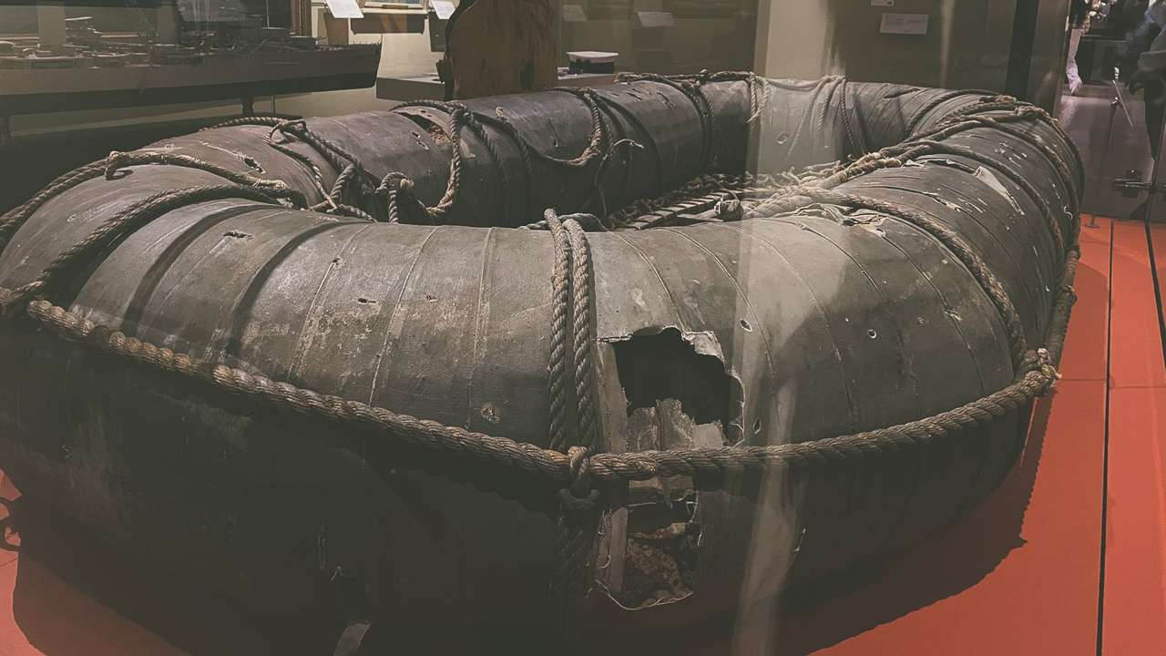 Liferaft Display WW2