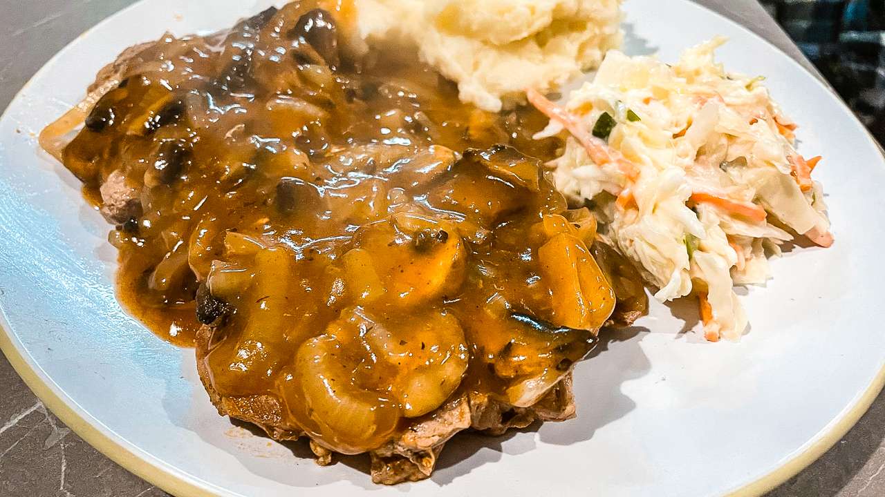 Pork Chops With Gravy BBQ Pitboys Style