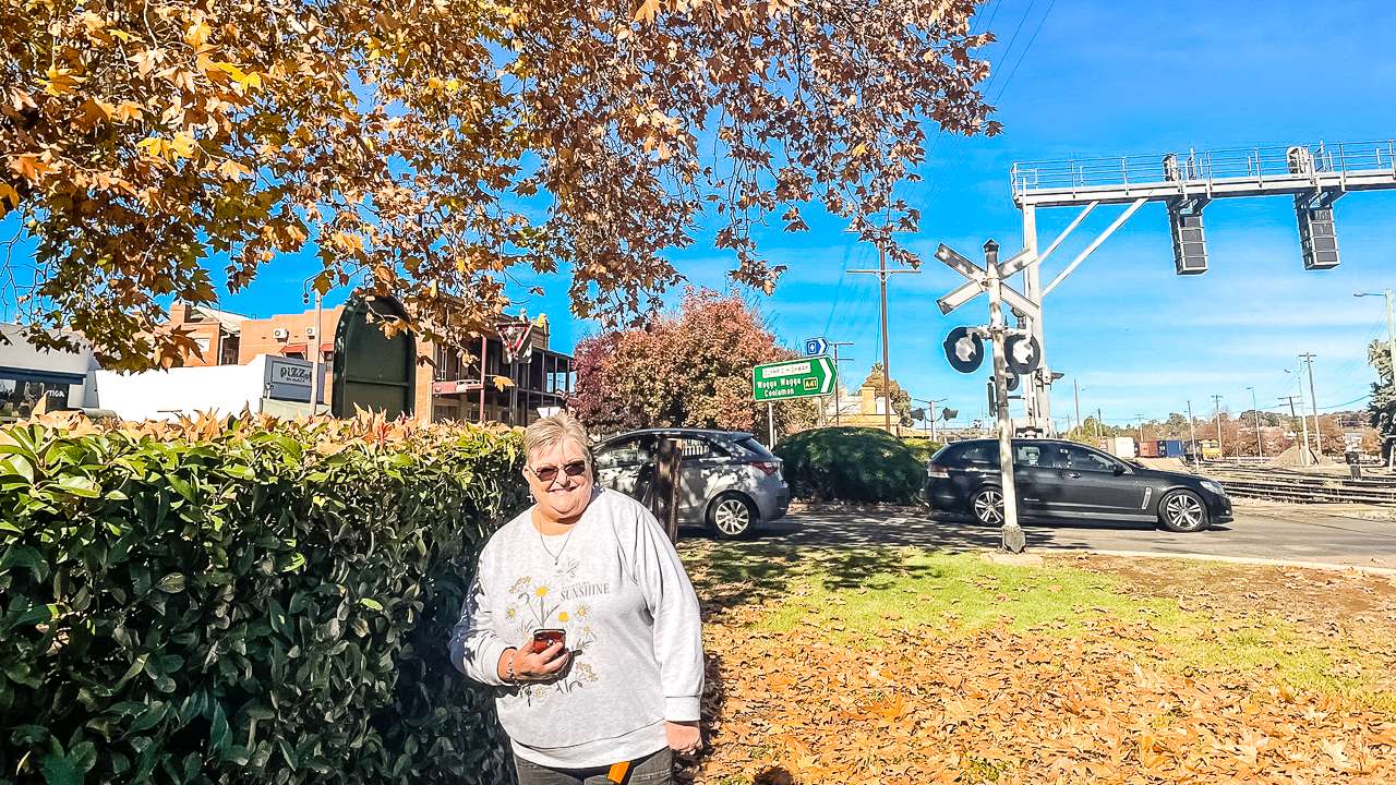 Geocaching Junee Amanda With A Find Near The Junee Tree Of Knowledge