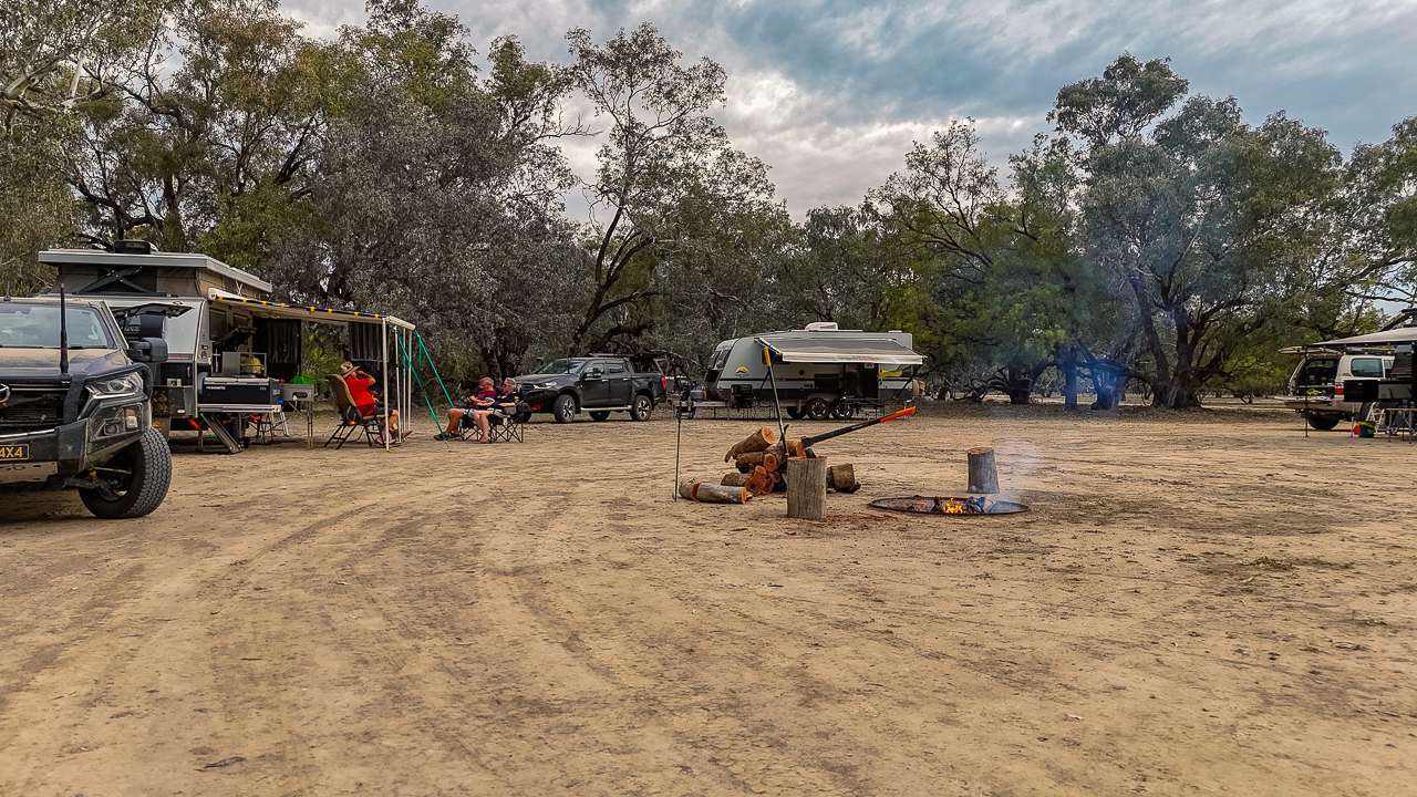 Great Central Firepit With Firewood Provided