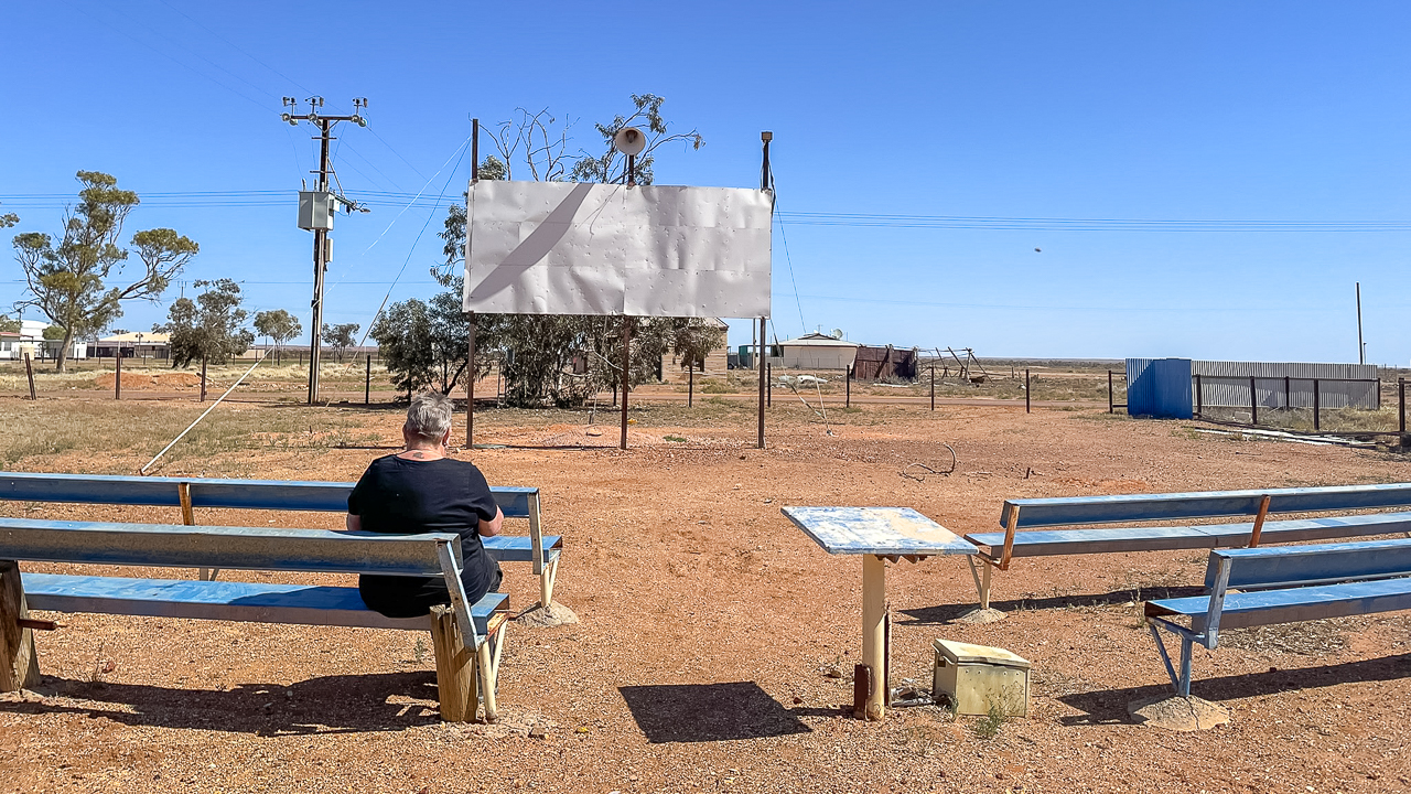 Theres A Geocache Hidden At The Movies In Oodnadatta
