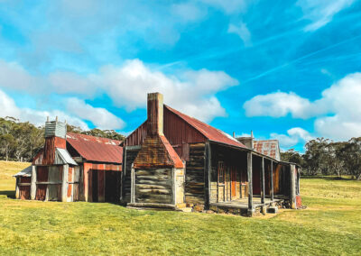 The Spectacular Coolamine Homestead One Of Many NSW High Country Huts